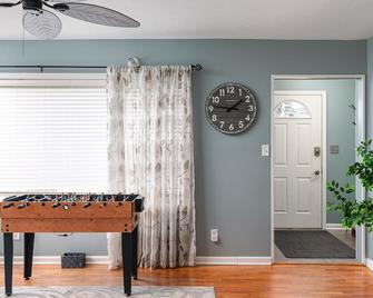 French Island Whot Tub, Kayak, Lake View, Ev - La Crosse - Servicio de la propiedad