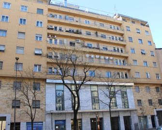 Hotel America - Milan - Building