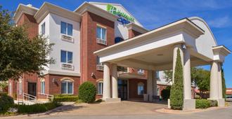 Holiday Inn Express & Suites Abilene Mall South - Abilene - Edifício