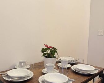 Cozy 2-bedroom apartment in Chinatown - Nueva York - Comedor