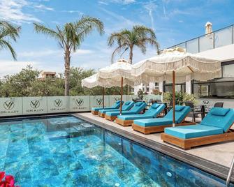 Vila Irdi - Ksamil - Basen