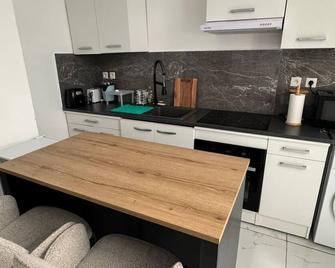 Welcome To Mba House - Relaxation & Comfort In Guadeloupe! - Pointe-à-Pitre - Kitchen