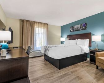 Sleep Inn & Suites Newport News City Center Area - Newport News - Sovrum