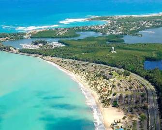 The Retreat - 5 min to Airport - Carolina - Beach