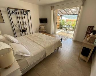 Résidence Patios di Pruno - Figari - Chambre