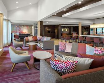Courtyard by Marriott Pittsburgh Airport - Coraopolis - Lounge