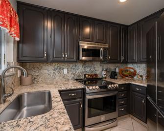 كازا ماريكويتا هوتل - افالون (كاليفورنيا) - مطبخ