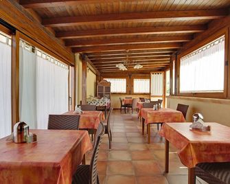 Kalura B&B - סן ויטו לו קאפו - מסעדה