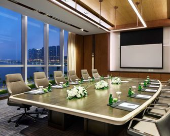 Intercontinental Hotels Zhuhai By IHG - Zhuhai - Meetingraum