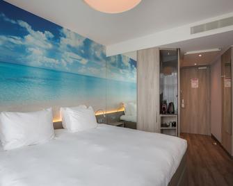 Ramada by Wyndham The Hague Scheveningen - The Hague - Bedroom
