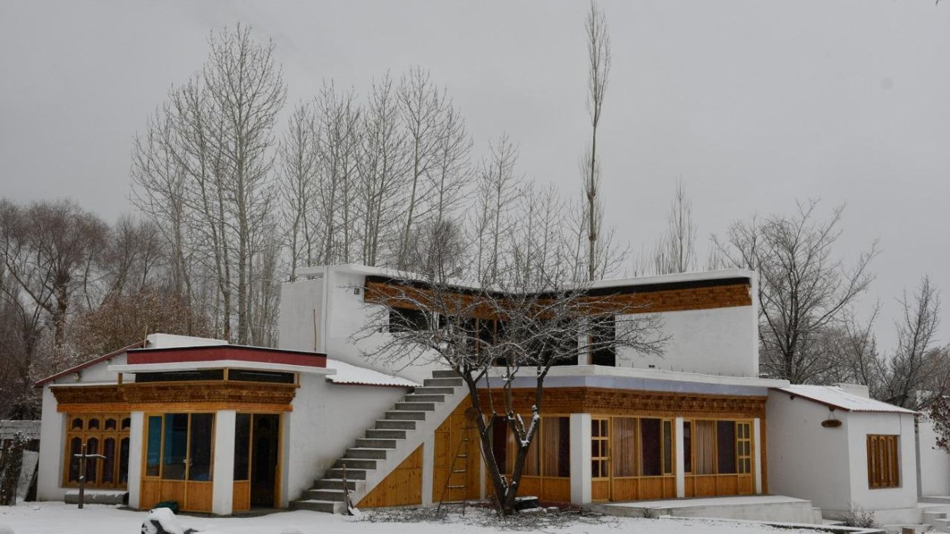 هيمالايان إكو ريزورت