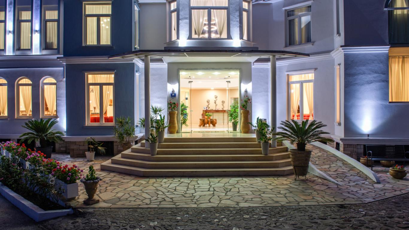 بروفي بيتش هوتل