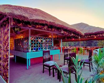 The Madhunandan - Belparāo - Bar
