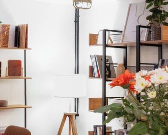 The Urban Chalet - Tel Aviv