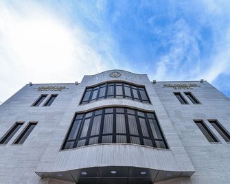 Welcome Inn Hotel - ירבאן - בניין