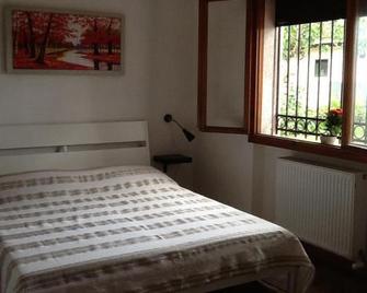 Summer's House - Castelfranco Veneto - Ložnice