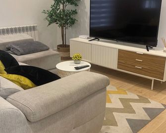 San Anton downtown parking included - Logroño - Pokój dzienny