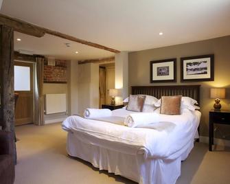 The Woolpack Country Inn - Alresford - Bedroom