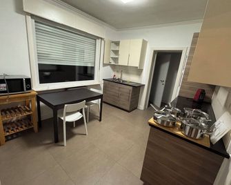 Terrific 4-bedroom apartment in Zelzate - Zelzate - Cuisine