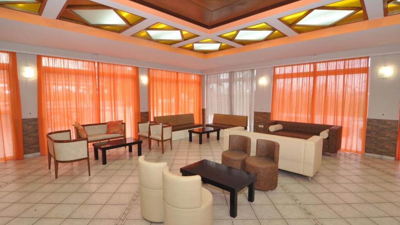 Nefeli Hotel