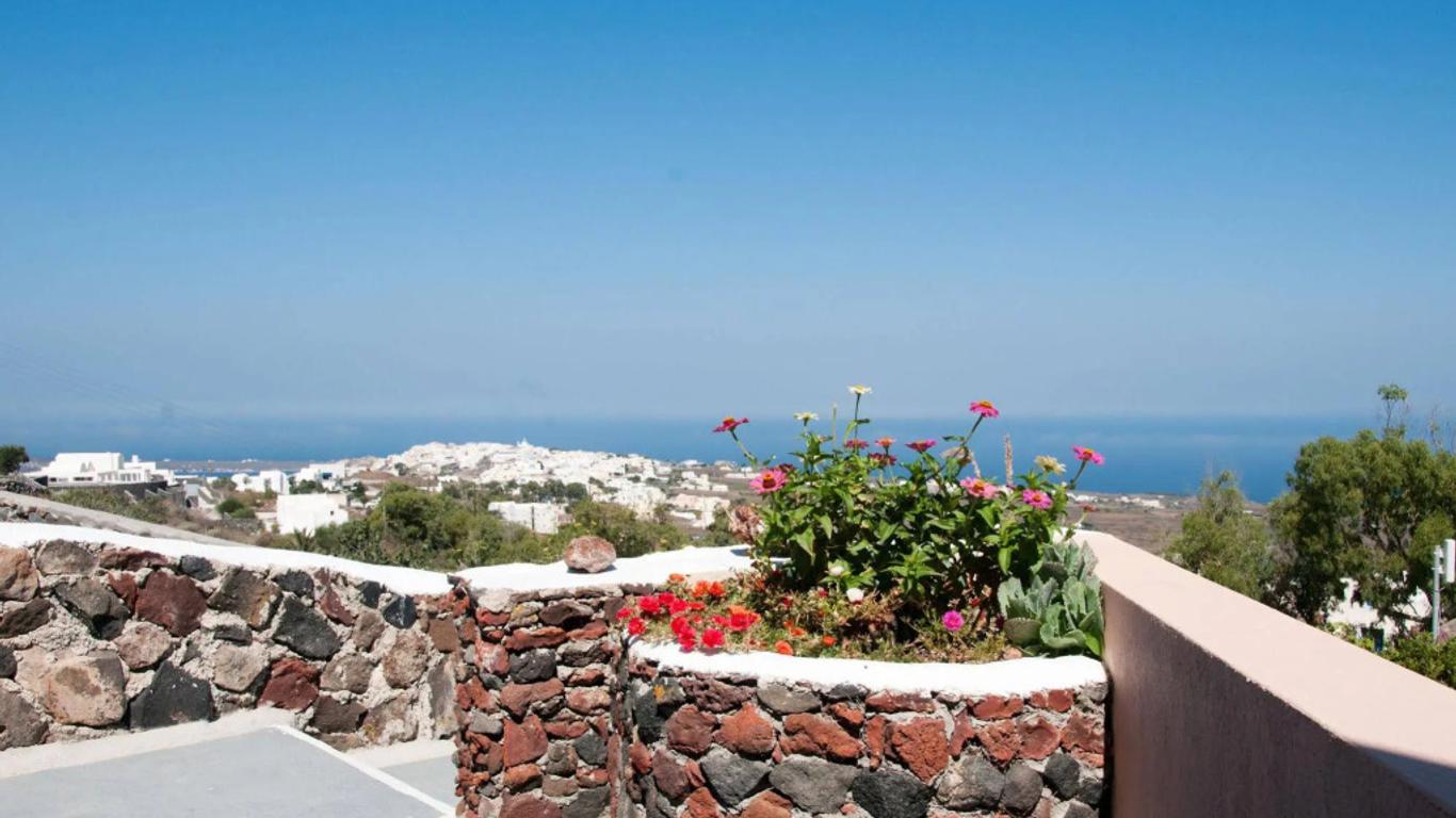 Alonistra Oia Houses