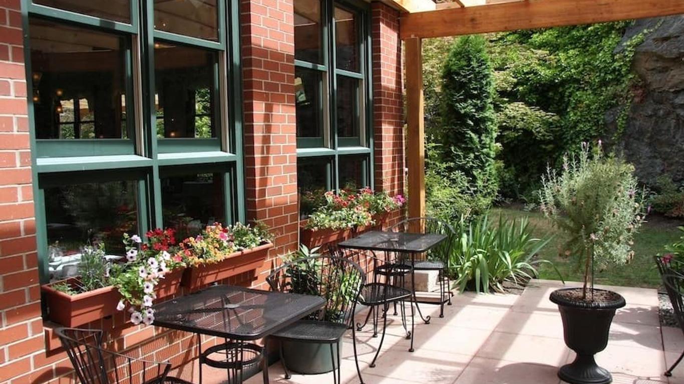 ذا جراند هوتل نانايمو