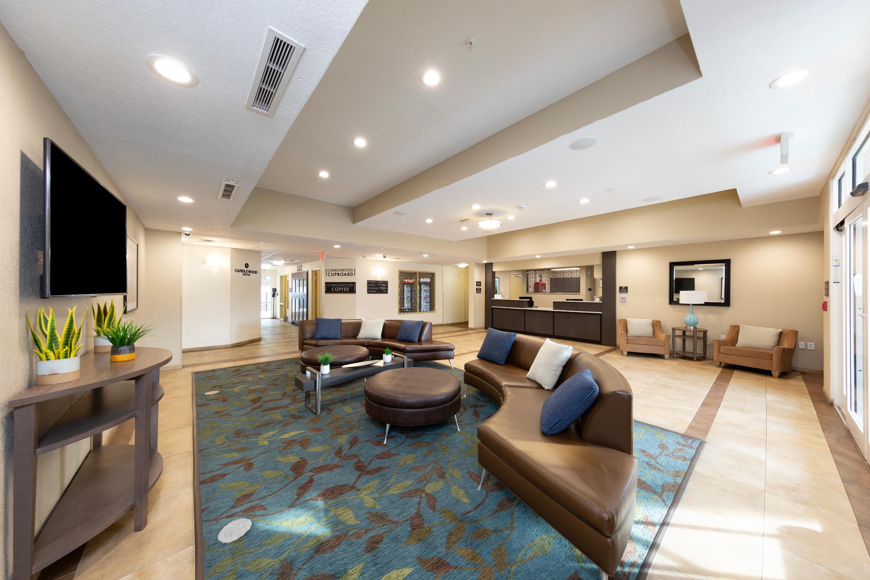 Candlewood Suites Panama City Beach Pier By IHG - Panama City Beach - Lobby
