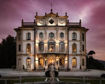 Hotel Villa Borghi - Ranco