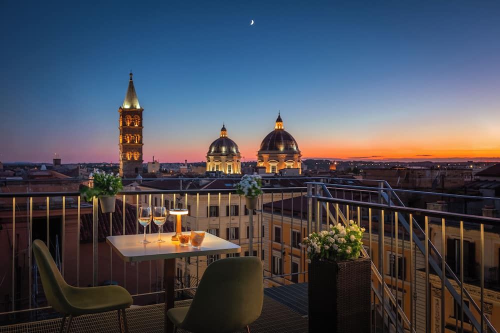 Hotel Palladium Palace - רומא - מרפסת