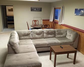 Sage House- in town with LOTS of space - Ennis - Sala de estar