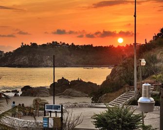 Hotel Santa Fe - Puerto Escondido