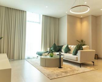Pearlhouse Bahrain - Manama - Living room