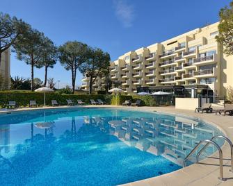 Residence Residéal Antibes - Антіб - Басейн