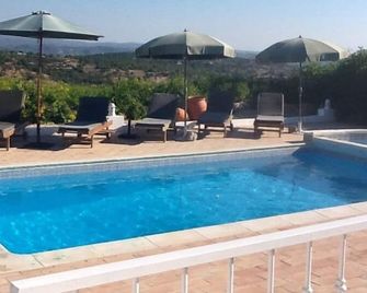 Stunningly Restored Farmhouse With Private Pool, Panoramic Views & Large Garden - Faro - Pool