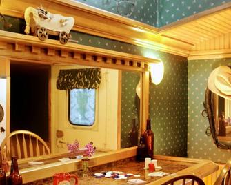 Featherbed Railroad - Nice - Sala pranzo