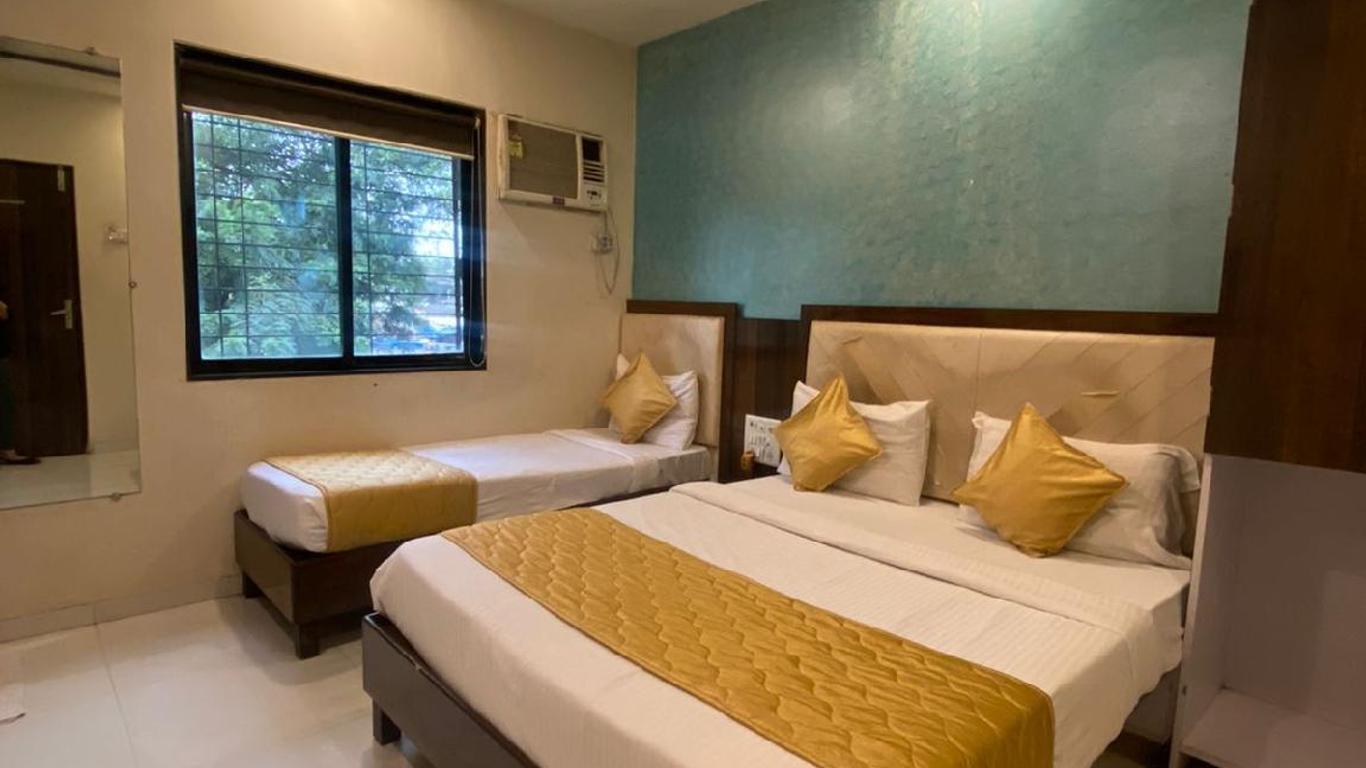 Hotel Garden Park - Near Bandra Kurla Complex