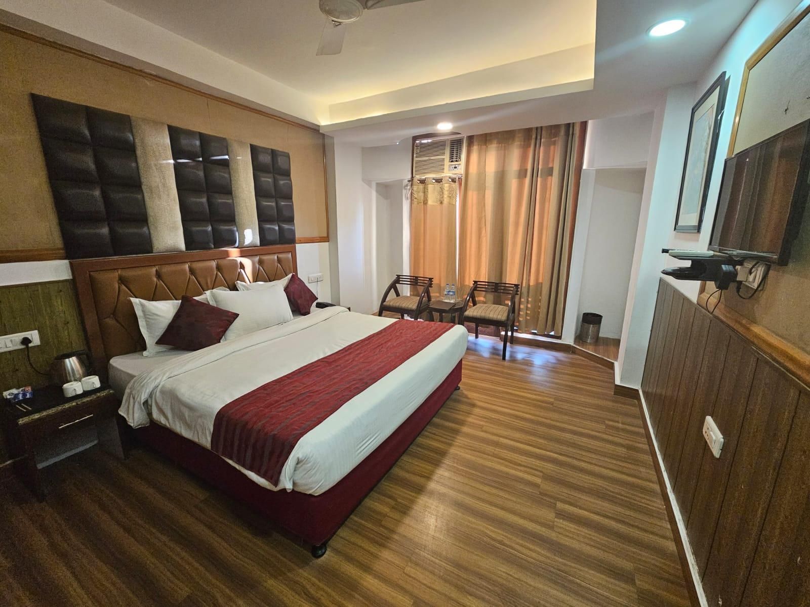 Hotel Mayur - קטרה - חדר שינה