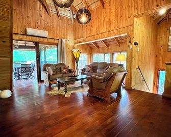 Kruger Kumba - Mugwenzi - Marloth Park - Wohnzimmer