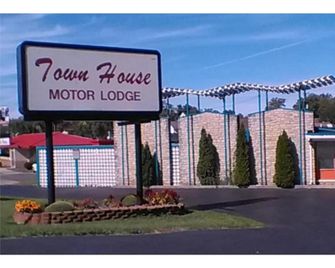 Townhouse Motor Lodge Springfield Oh - Springfield - Gebäude