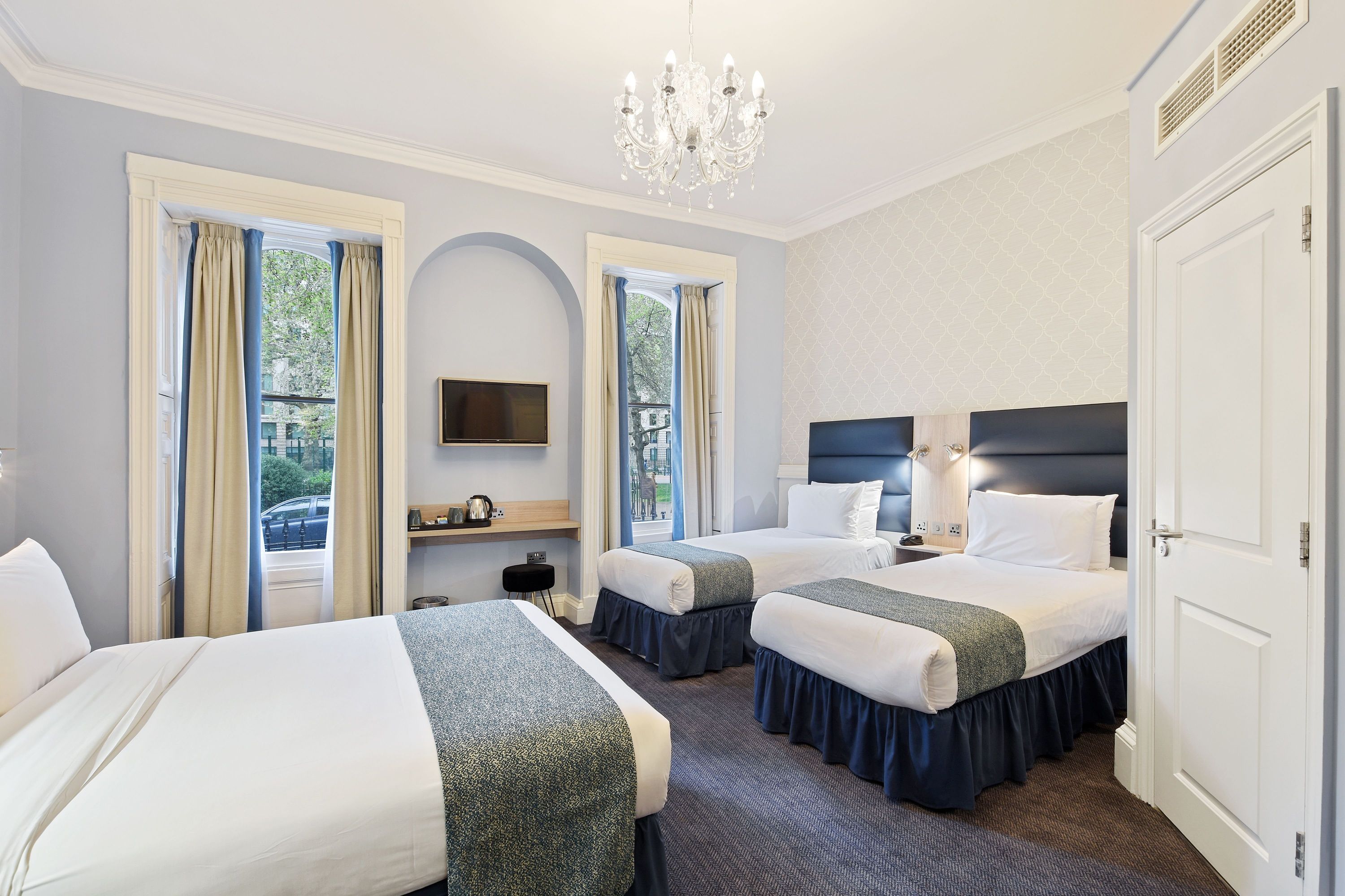 فندق ذا دجاد