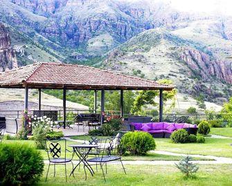 Vardzia Resort - Gogasheni - Patio