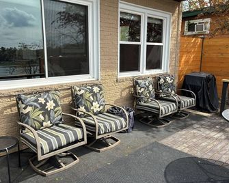 Cozy lakeside home in Three Rivers, great for an outdoorsy bunch! - Three Rivers - Patio