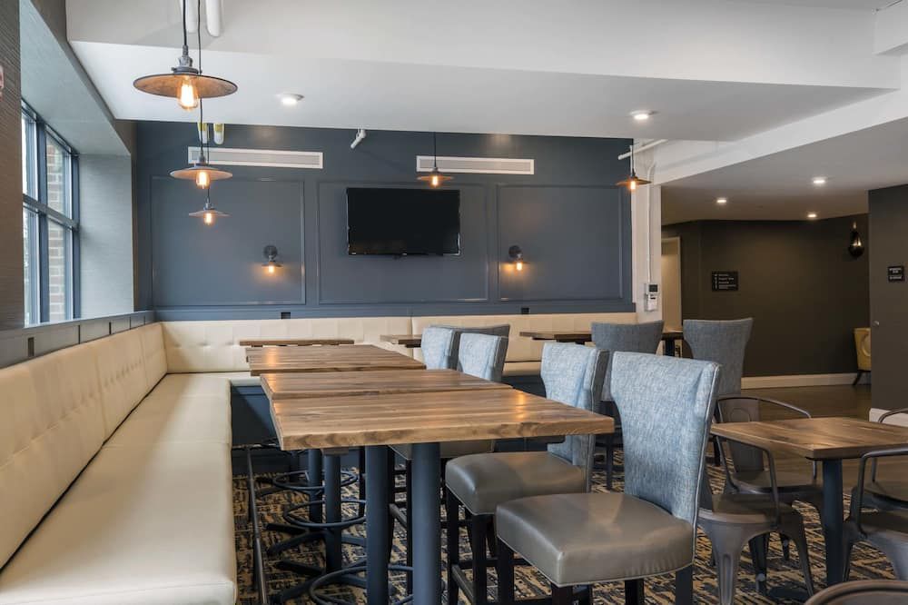 Envision Hotel Boston-Everett