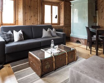 Meisser Hotel 'superior' - Scuol - Σαλόνι