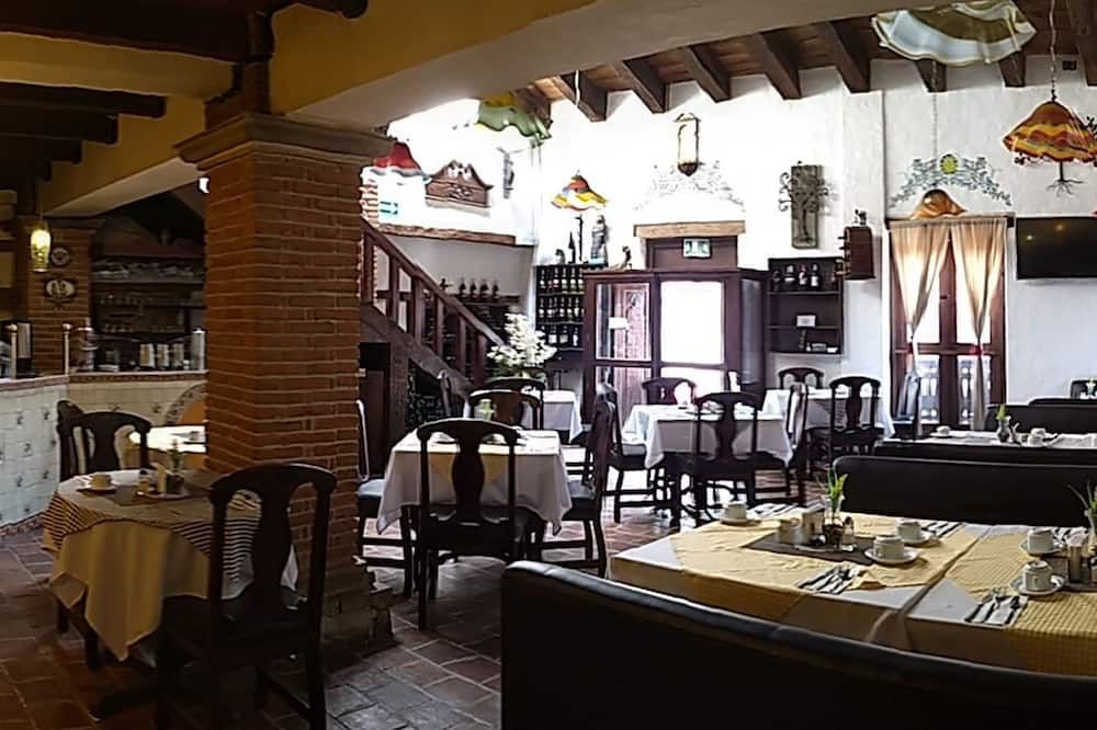 Hotel Grand Maria - סן קריסטובל דה לס קאסאס - מסעדה