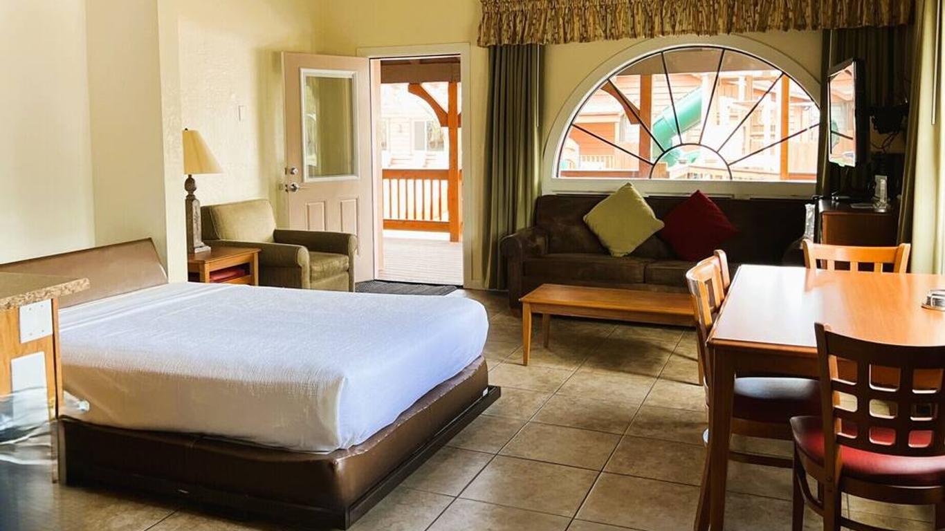 Roundhouse Resort