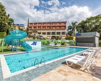 Atibaia Residence Hotel & Resort - Atibaia - Piscina