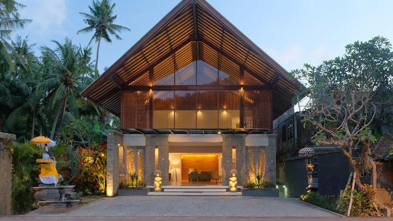 Dewa Bharata Bungalows Candidasa