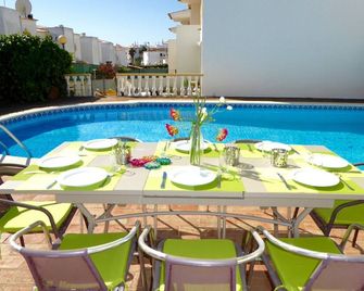 Vital by Check-in Portugal - Albufeira - Piscina
