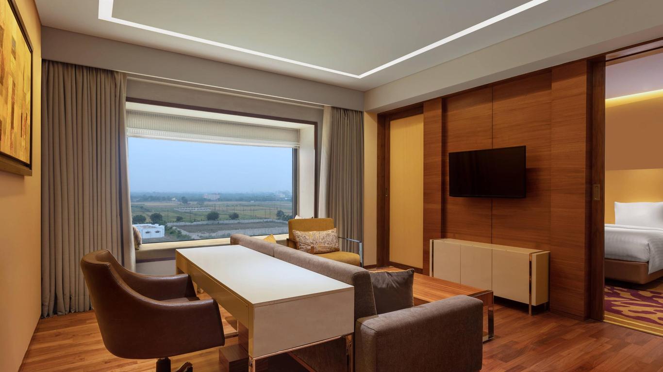 Courtyard by Marriott Raipur